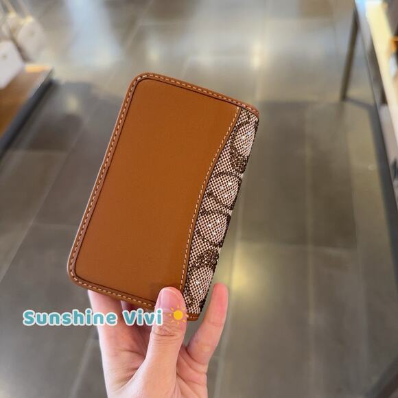 NWT Limited Coach Essential Slim Card Case In Crystal Signature Jacquard CCD16 - Picture 3 of 8